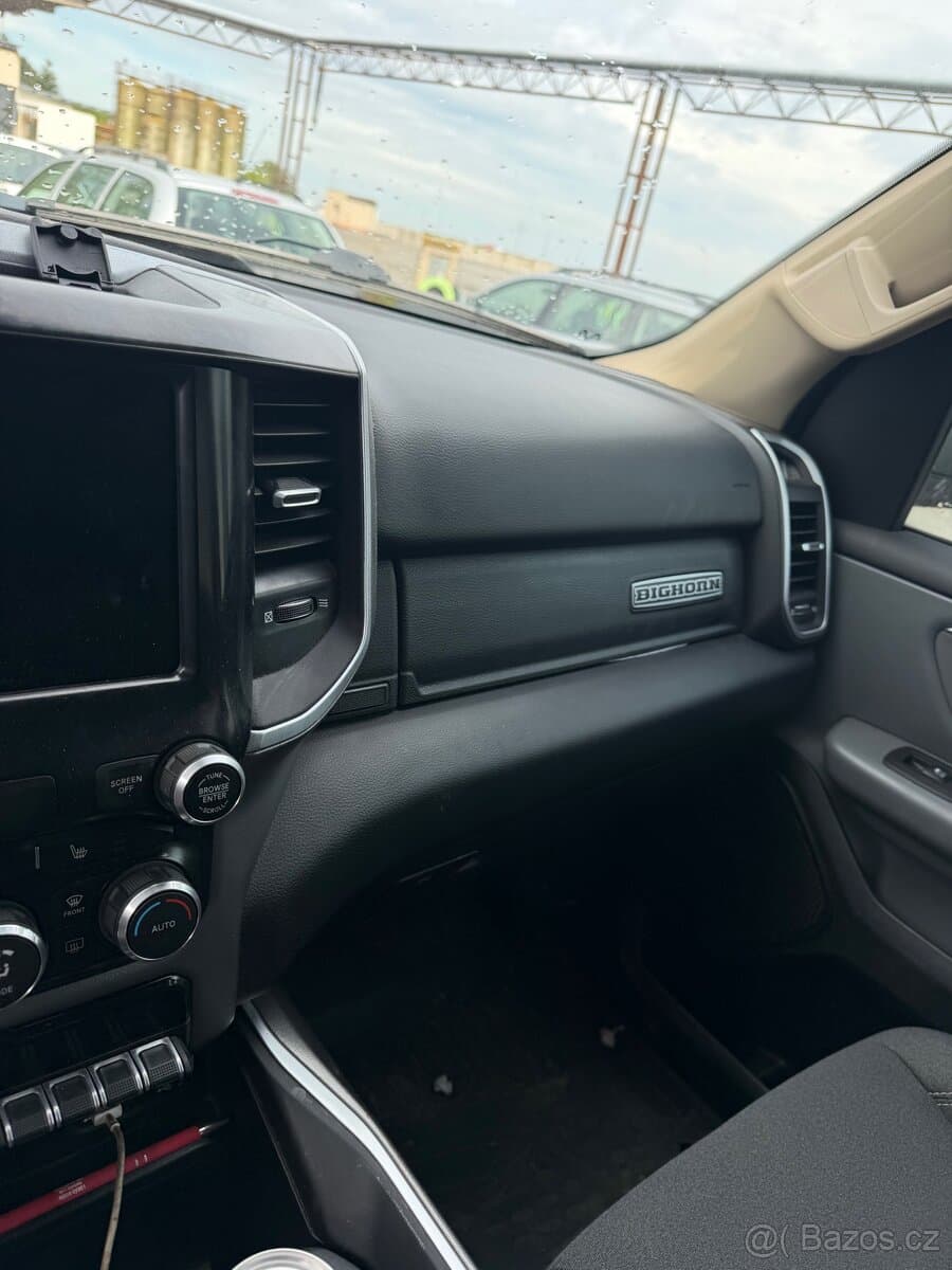 2019 Dodge RAM - 12