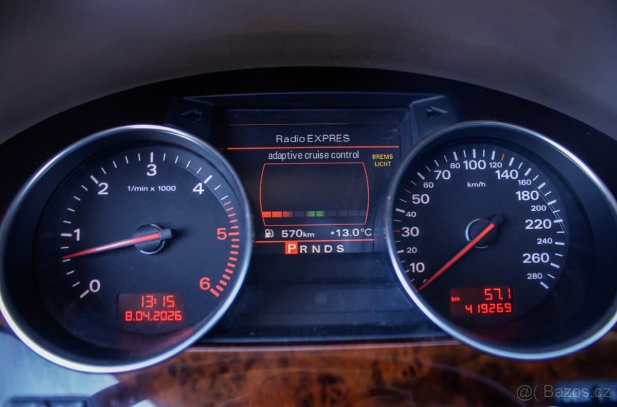 2007 Audi A8 - 12
