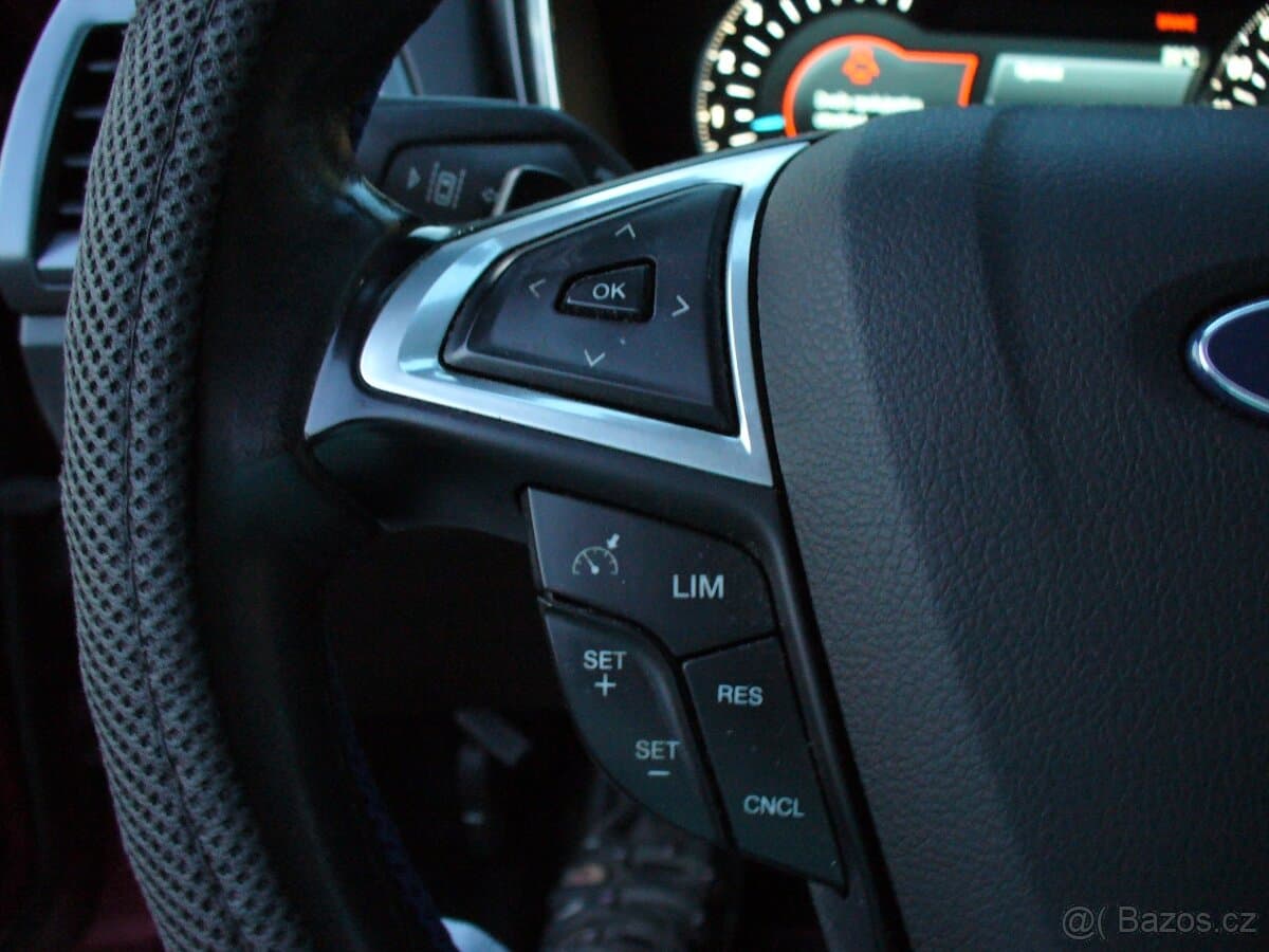 2015 Ford MONDEO - 12