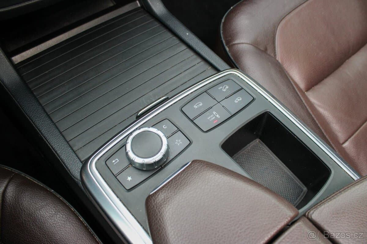 2012 Mercedes-Benz M-CLASS - 12