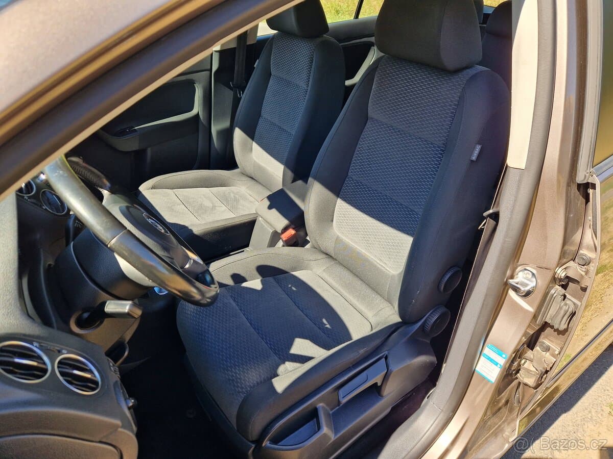 2009 Volkswagen GOLF - 12
