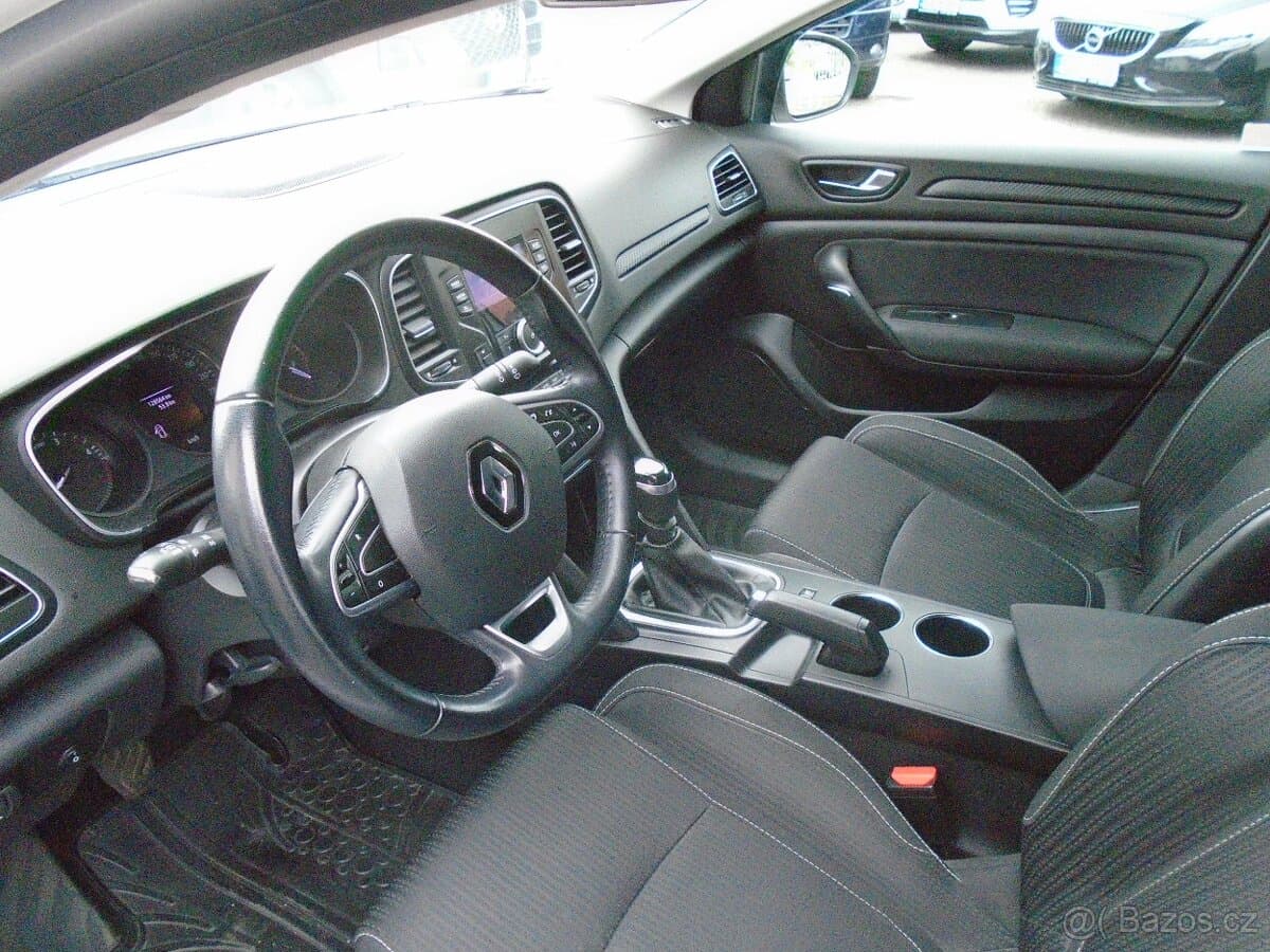 2018 Renault MEGANE - 12