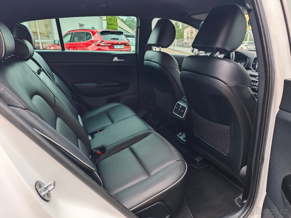 2016 Kia SPORTAGE - 12