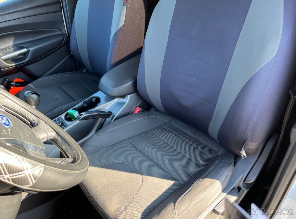 2013 Ford KUGA - 12