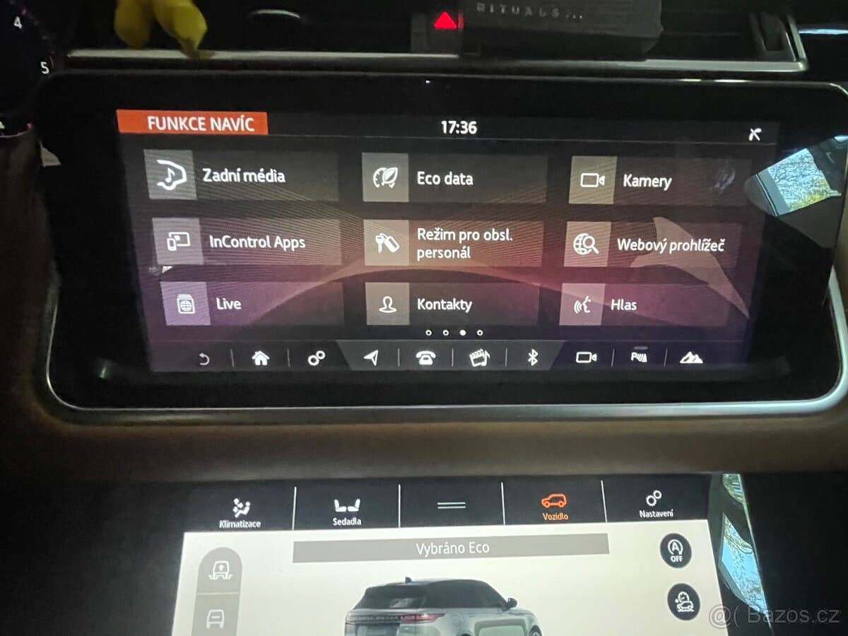 2018 Land Rover RANGE ROVER VELAR - 12