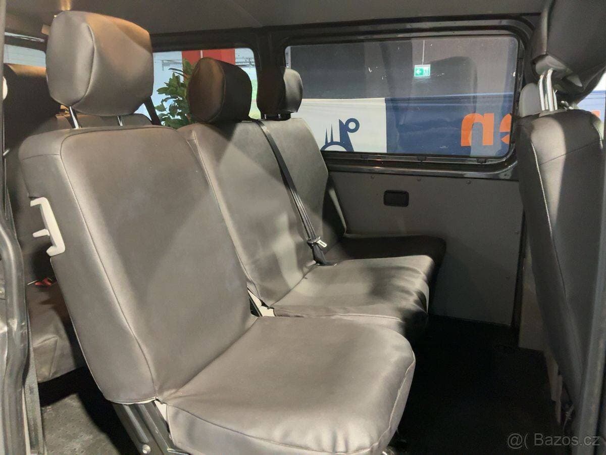 2010 Volkswagen TRANSPORTER - 12