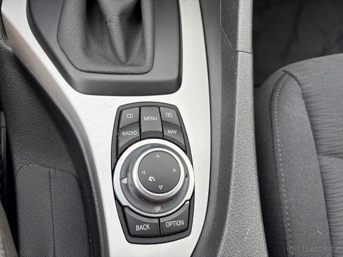 2010 BMW X1 - 12