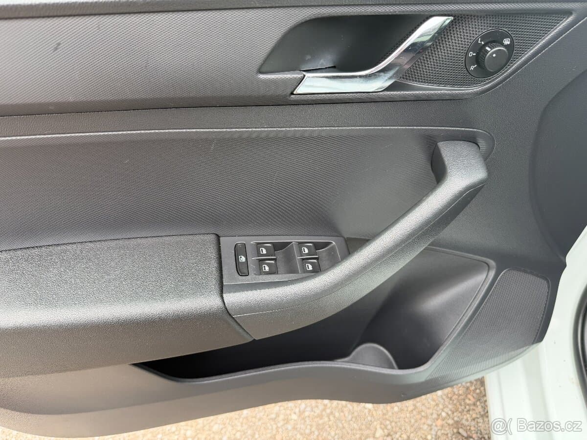 2015 Škoda RAPID - 12