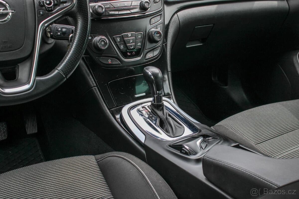 2014 Opel INSIGNIA - 12