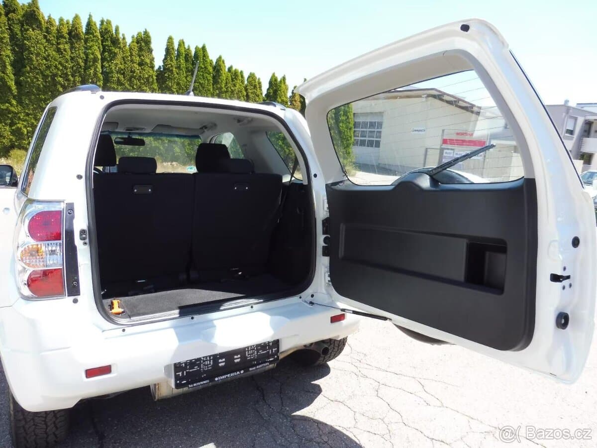 2014 Suzuki GRAND - 12