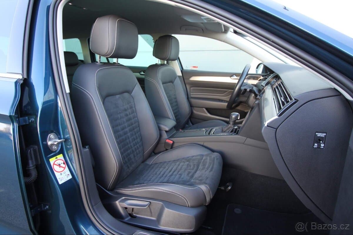 2021 Volkswagen PASSAT - 12