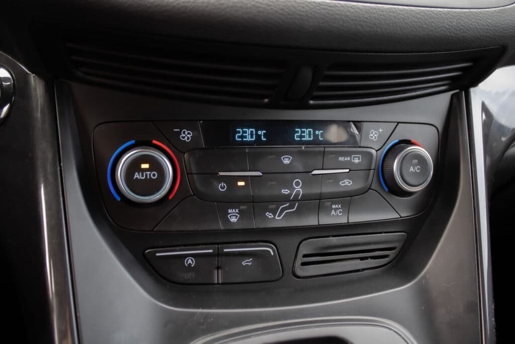 Ford KUGA - 12