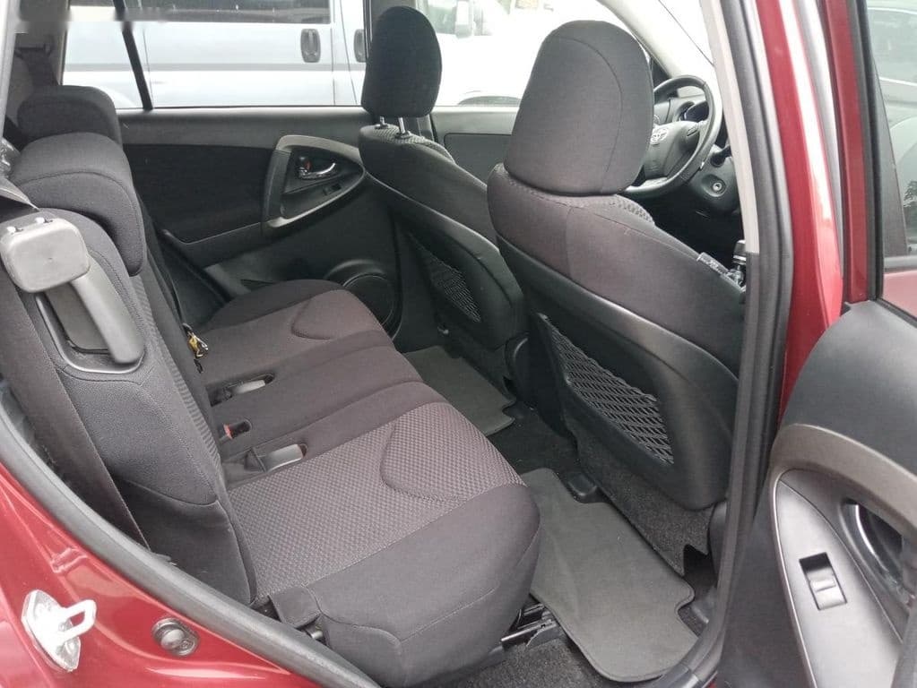 2010 Toyota RAV4 - 12