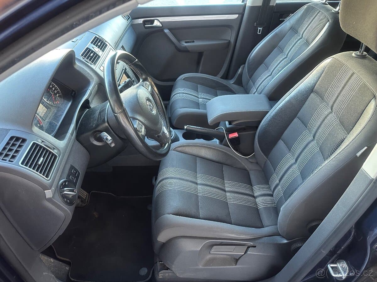 2012 Volkswagen TOURAN - 12