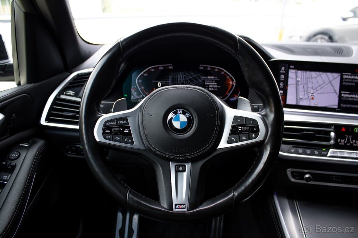 2022 BMW X5 - 12
