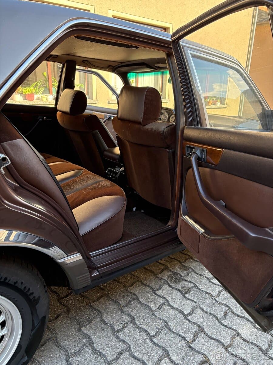 1982 Mercedes-Benz OSTATNÍ - 12