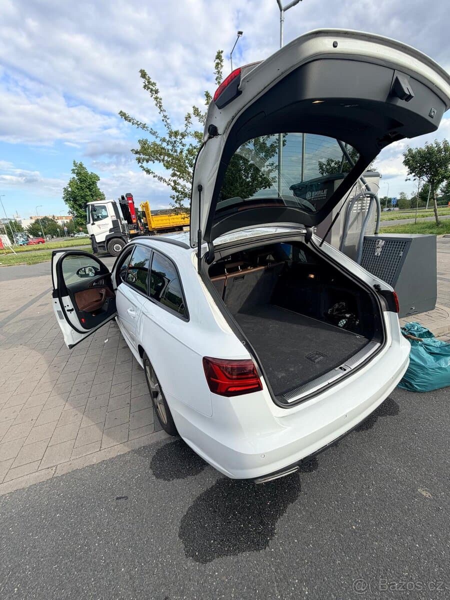 Audi A6 - 12