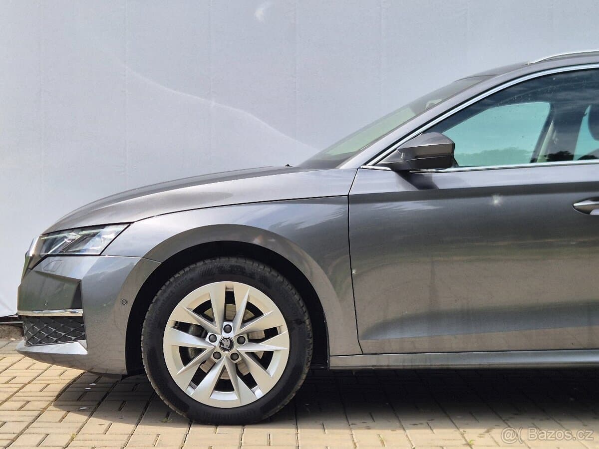2025 Škoda OCTAVIA - 12
