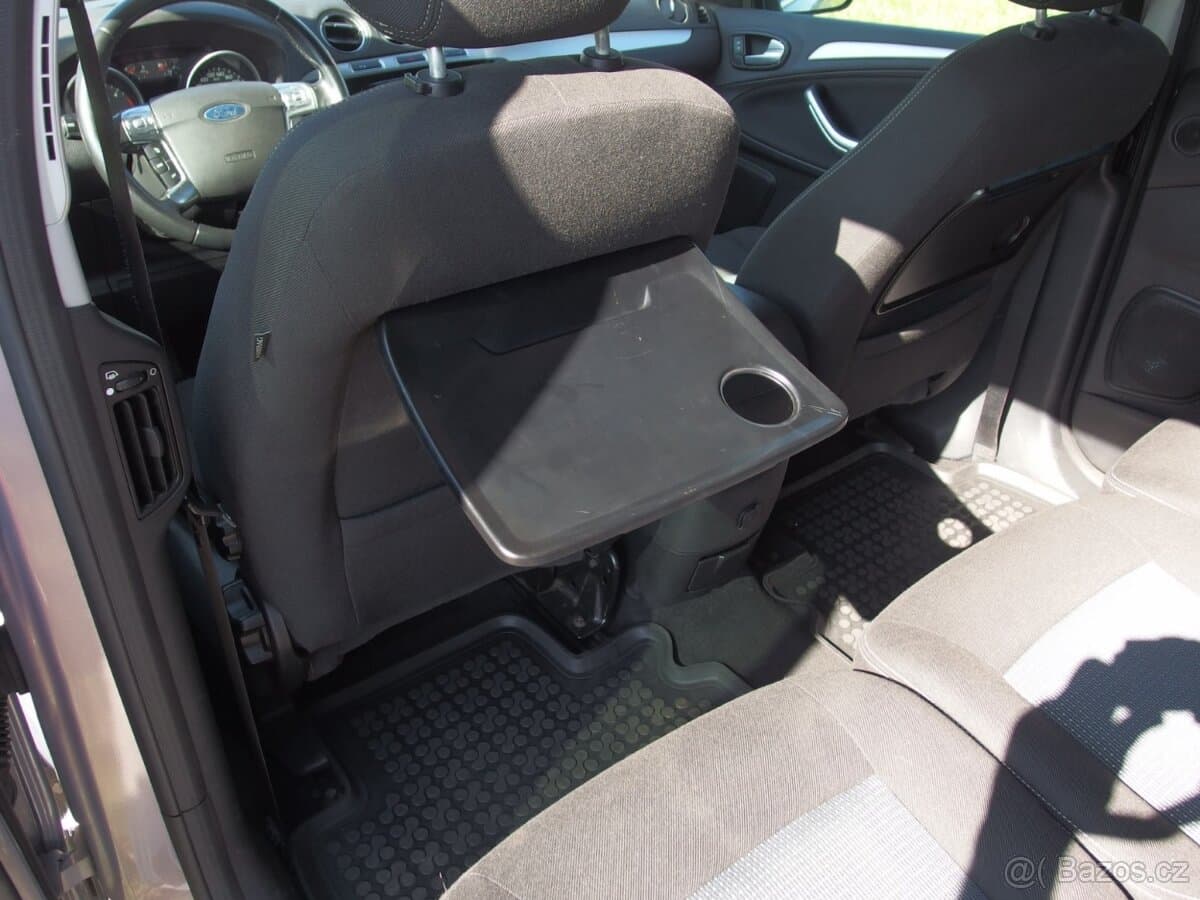2010 Ford GALAXY - 12