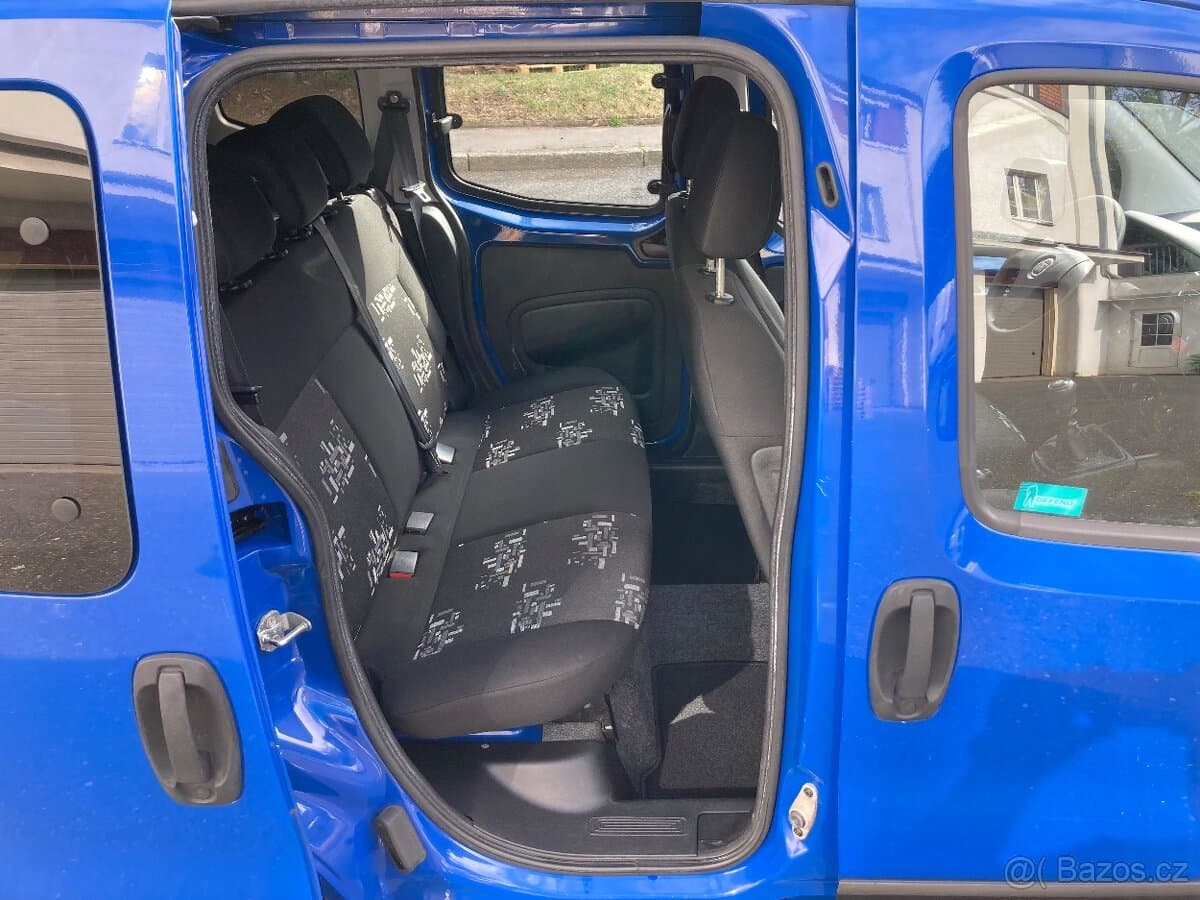 2010 Fiat QUBO - 12