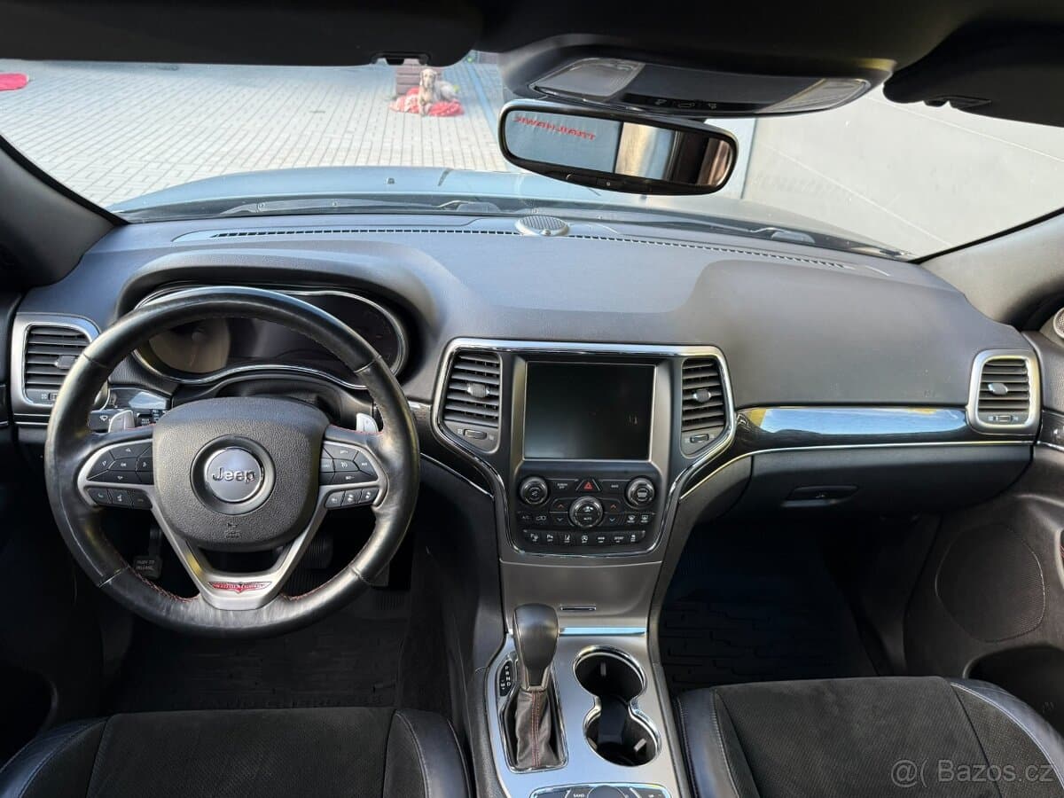 2017 Jeep CHEROKEE - 12