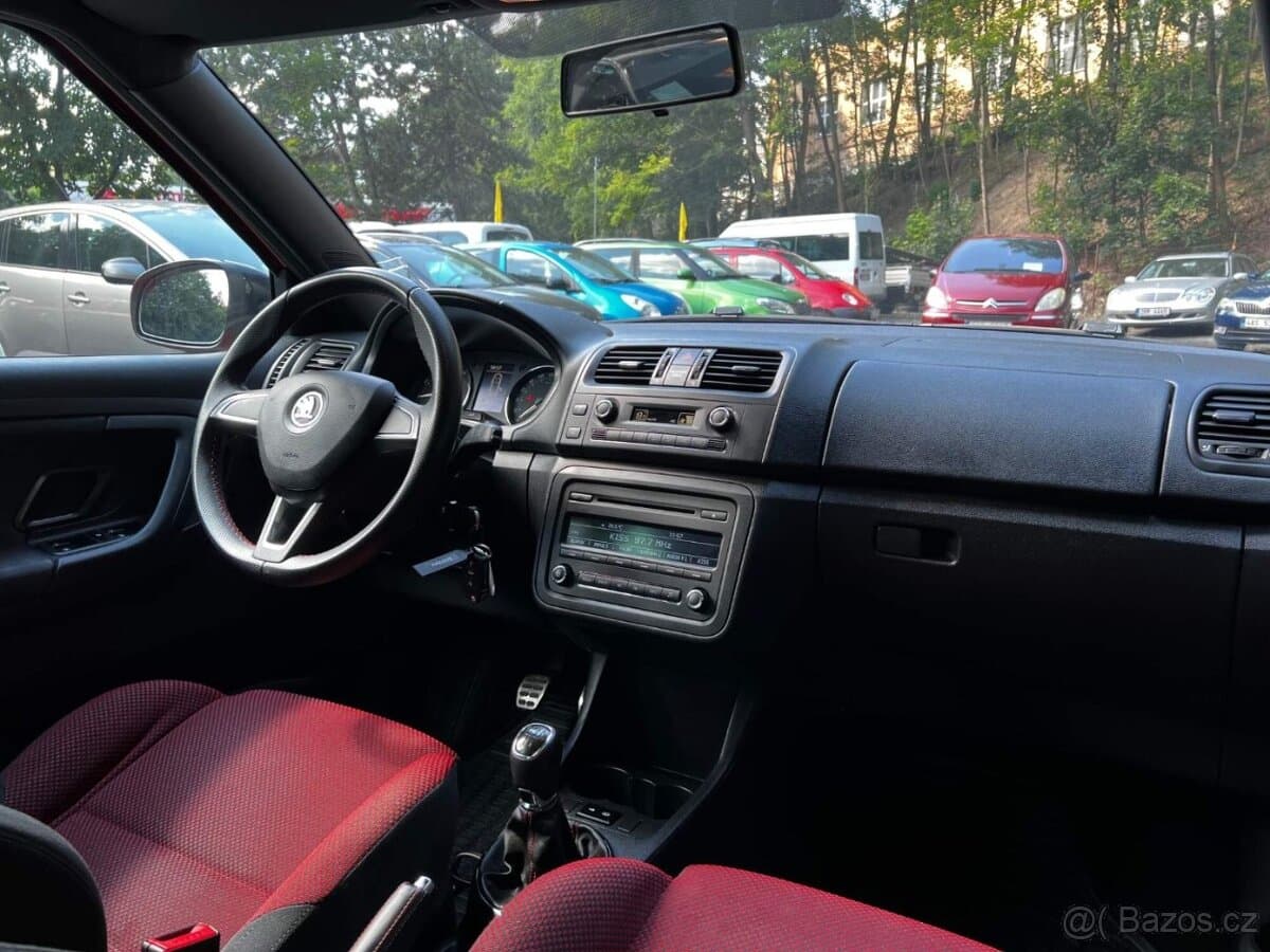 2014 Škoda FABIA - 12