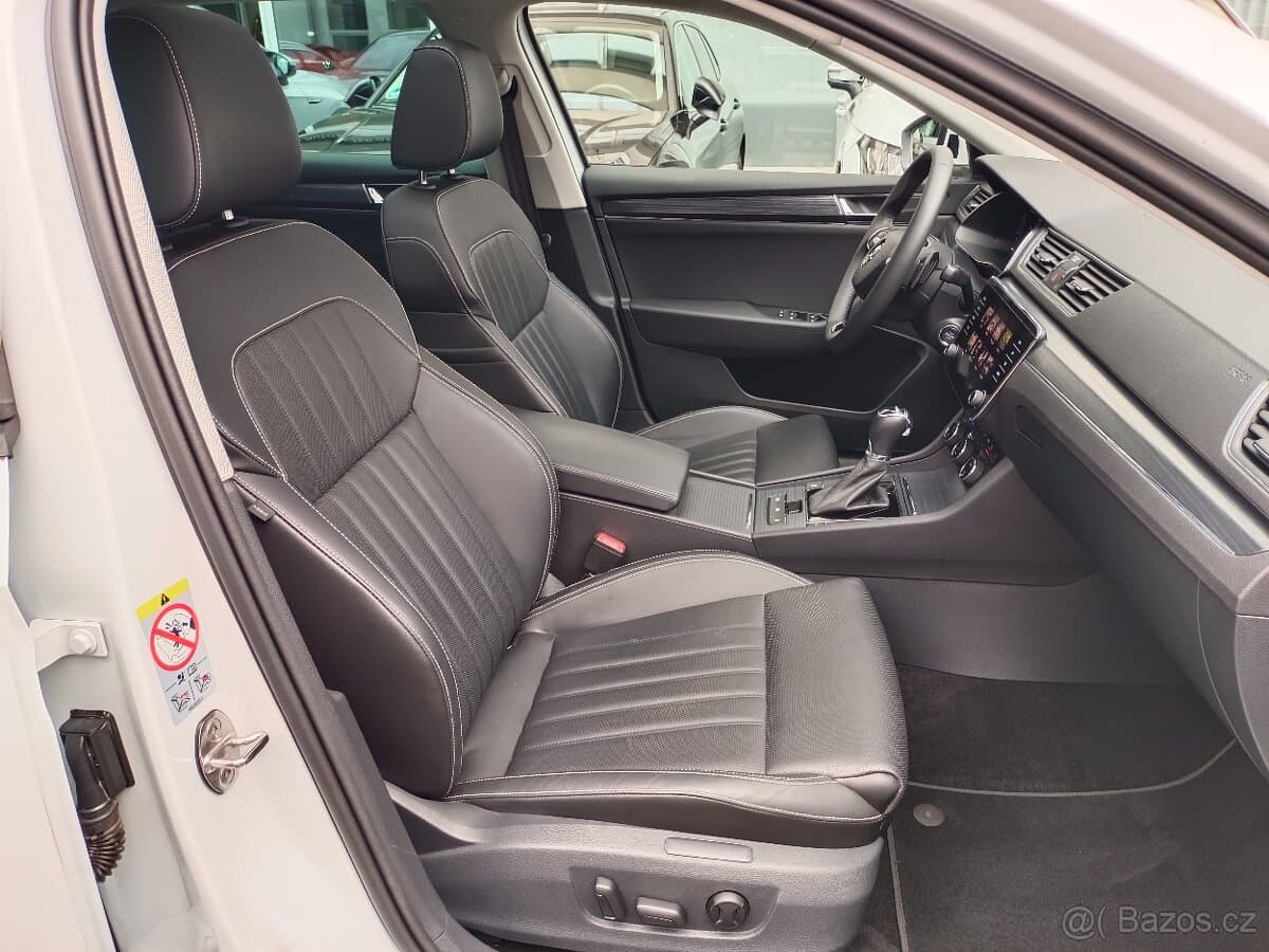 2023 Škoda SUPERB - 12