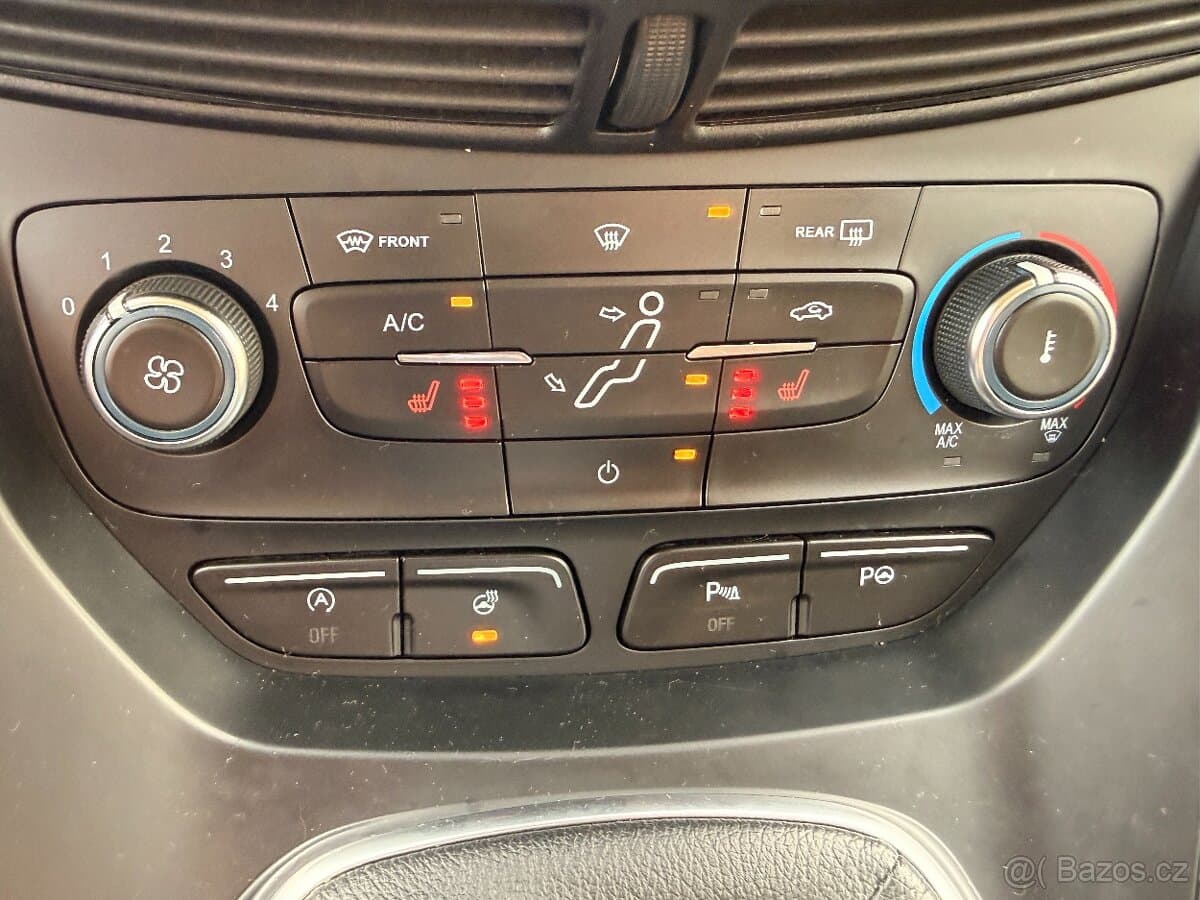 2017 Ford C-MAX - 12