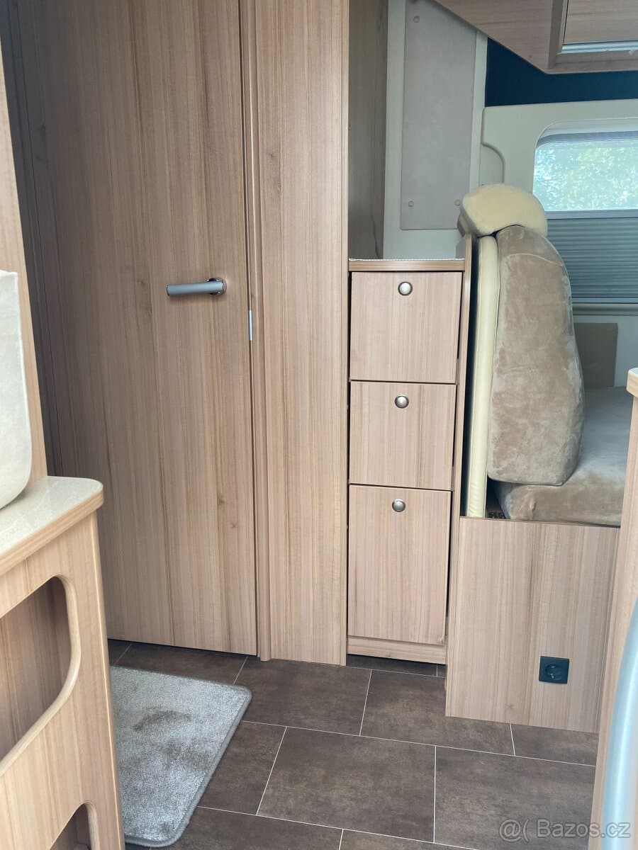 2011 Iveco OSTATNÍ - 12
