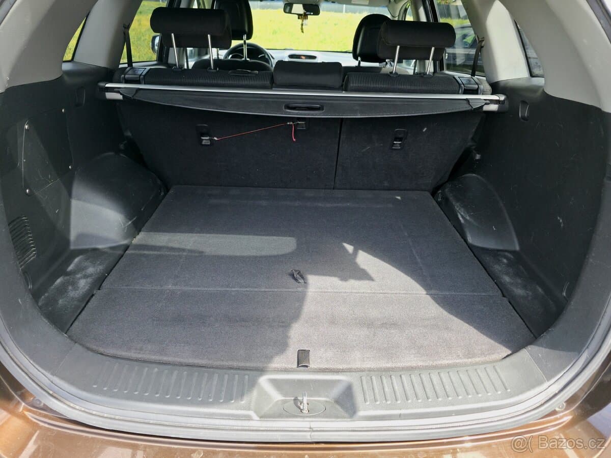 2014 Kia SORENTO - 12