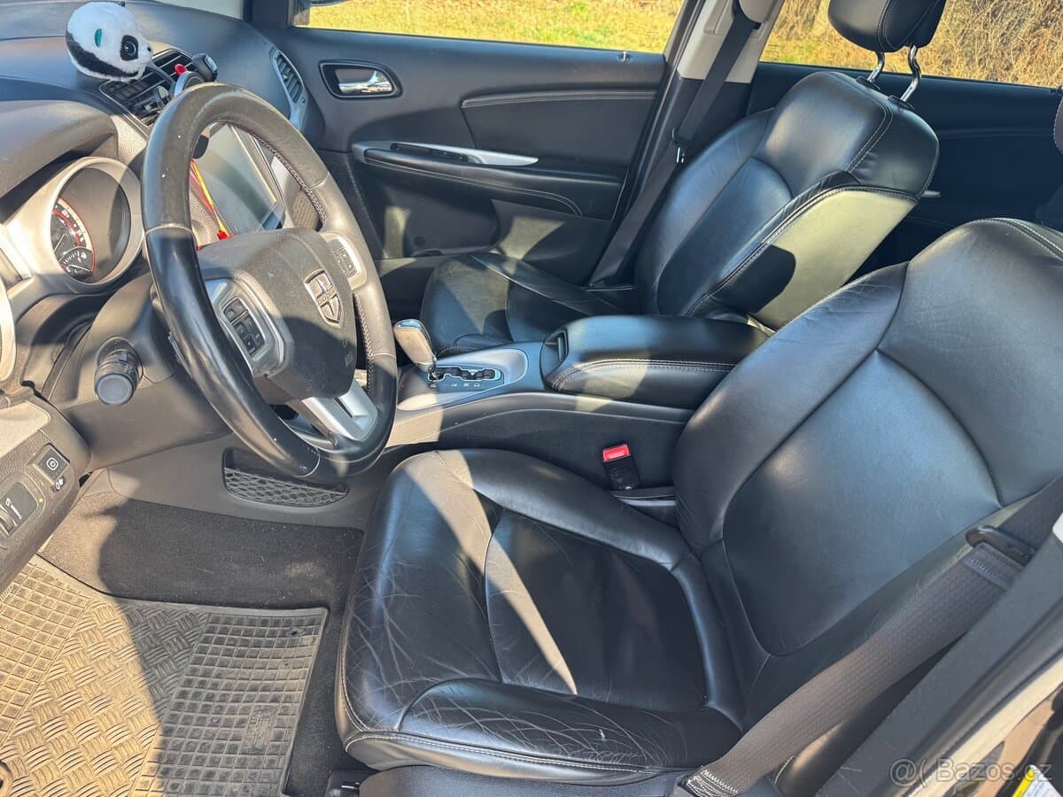2014 Dodge JOURNEY - 12