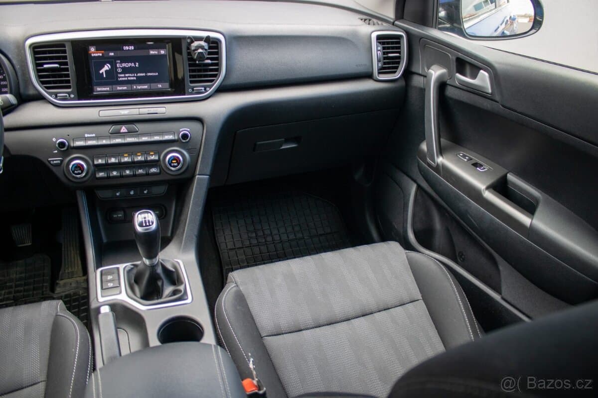2020 Kia SPORTAGE - 12