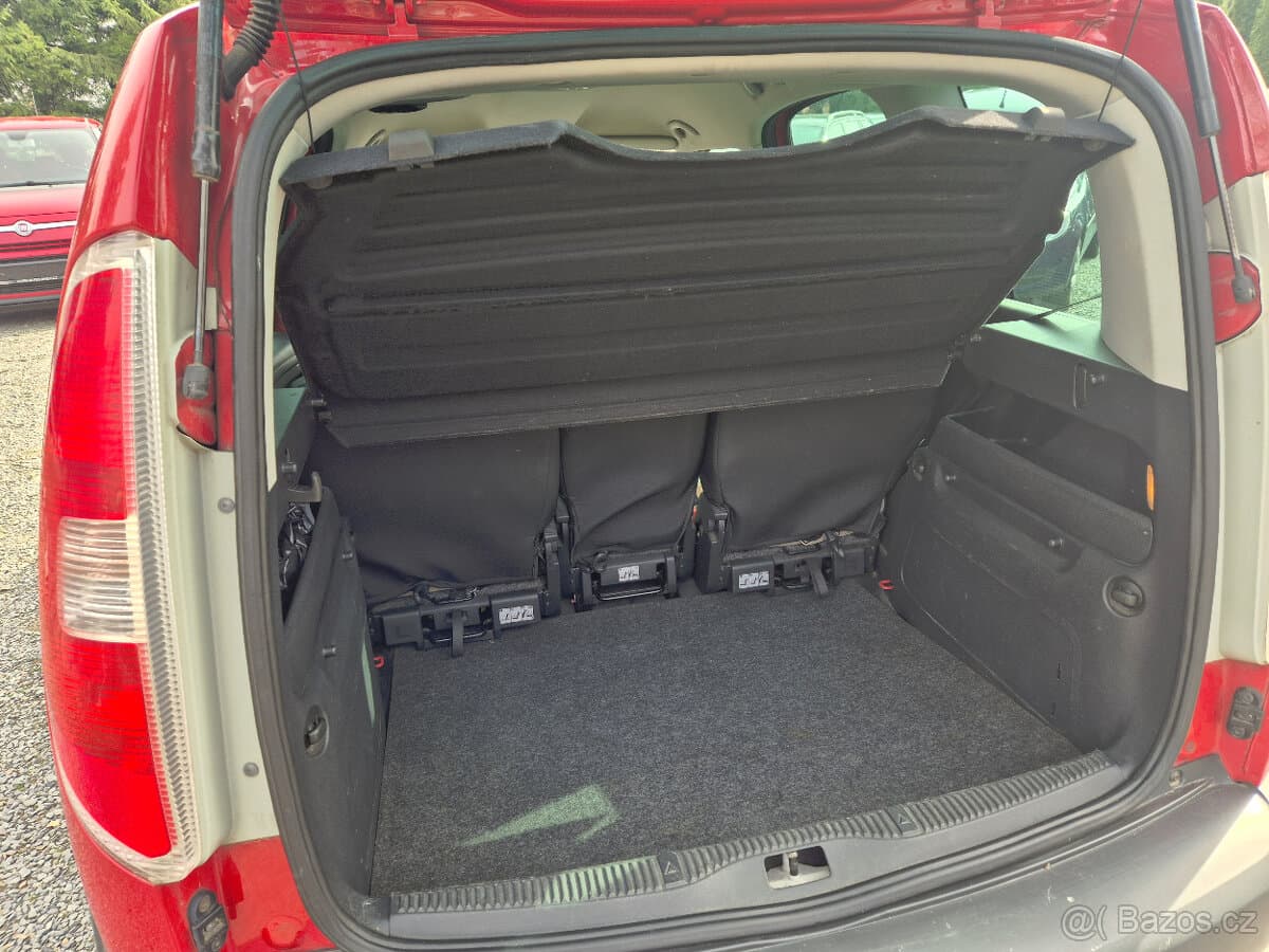 2010 Škoda ROOMSTER - 12