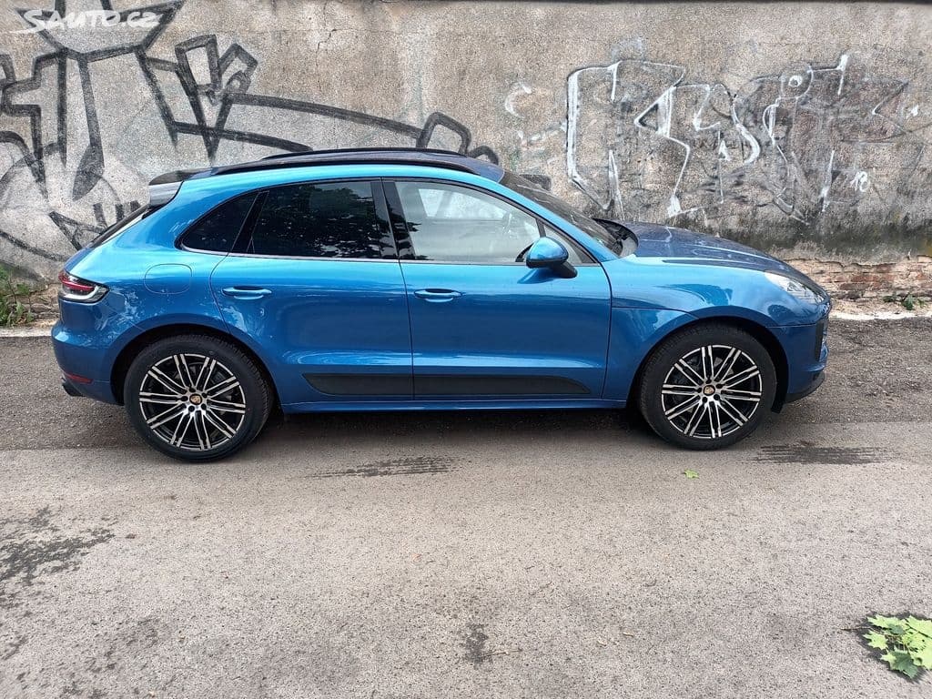 2019 Porsche MACAN - 12