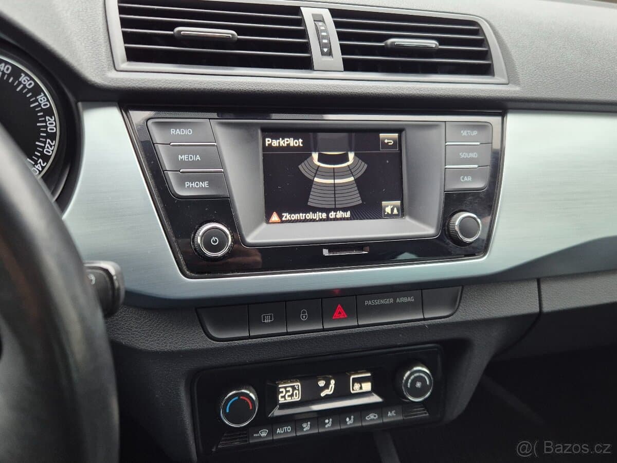 2015 Škoda FABIA - 8