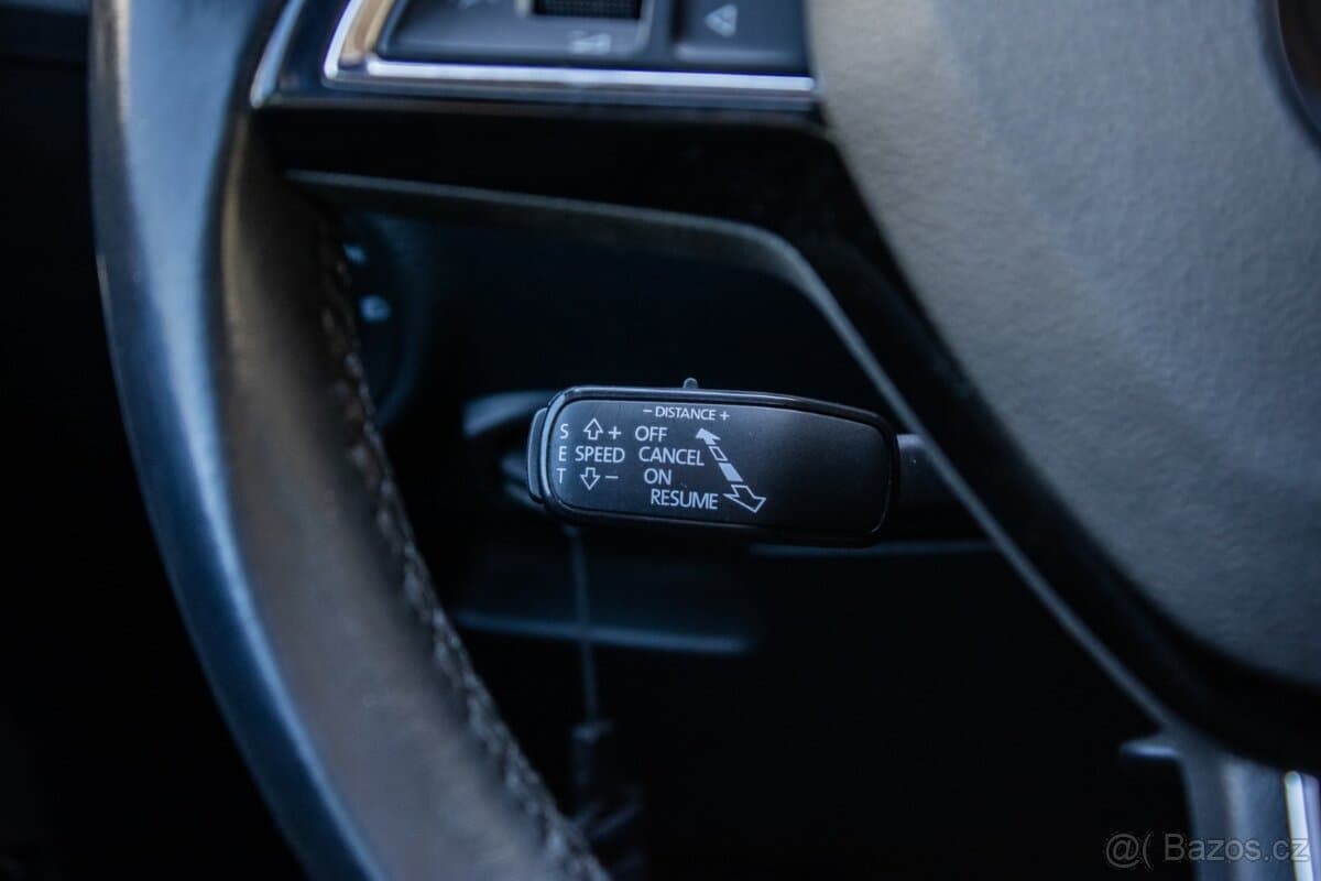 2020 Škoda SUPERB - 12