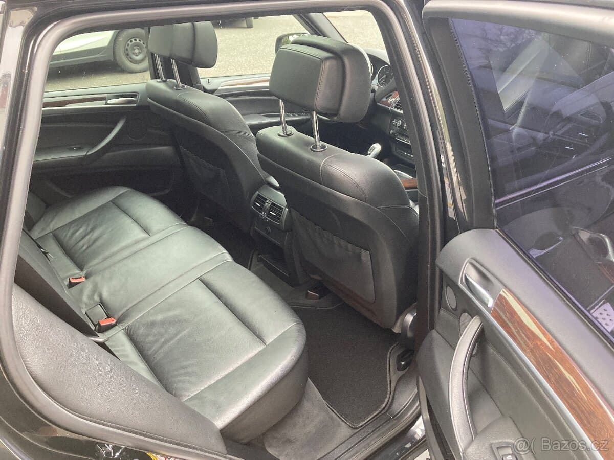 2008 BMW X5 - 12