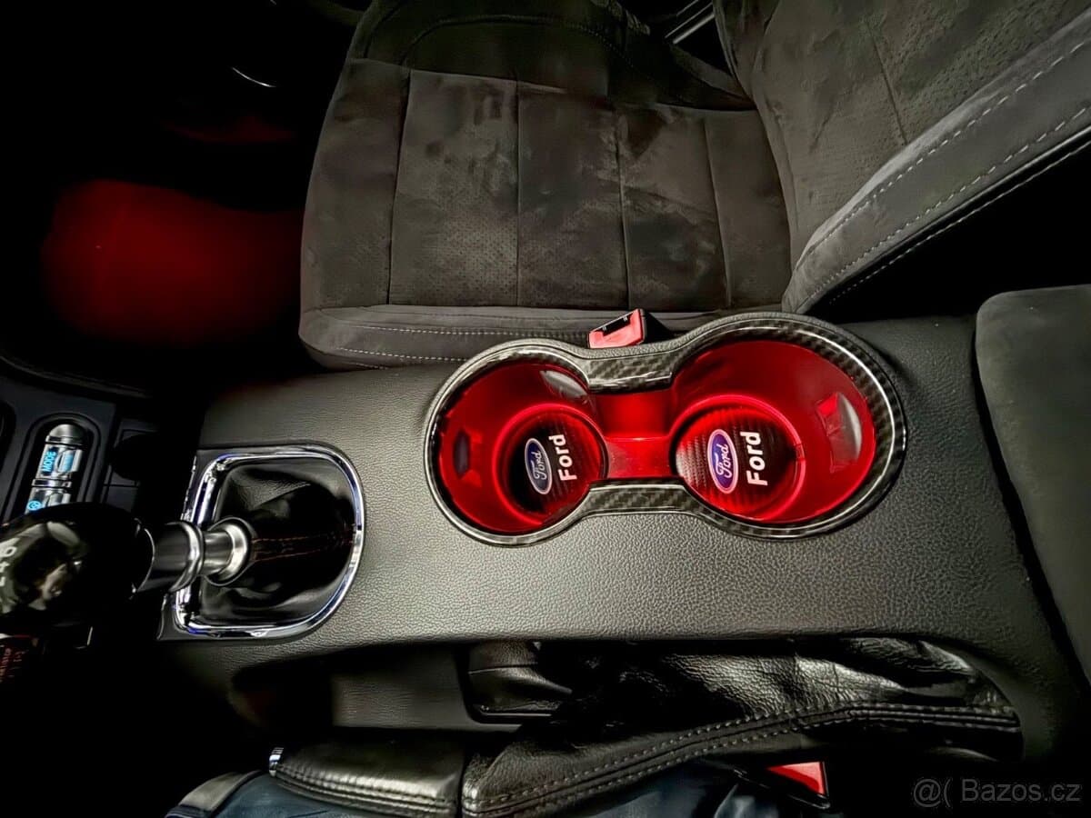 2015 Ford MUSTANG - 12