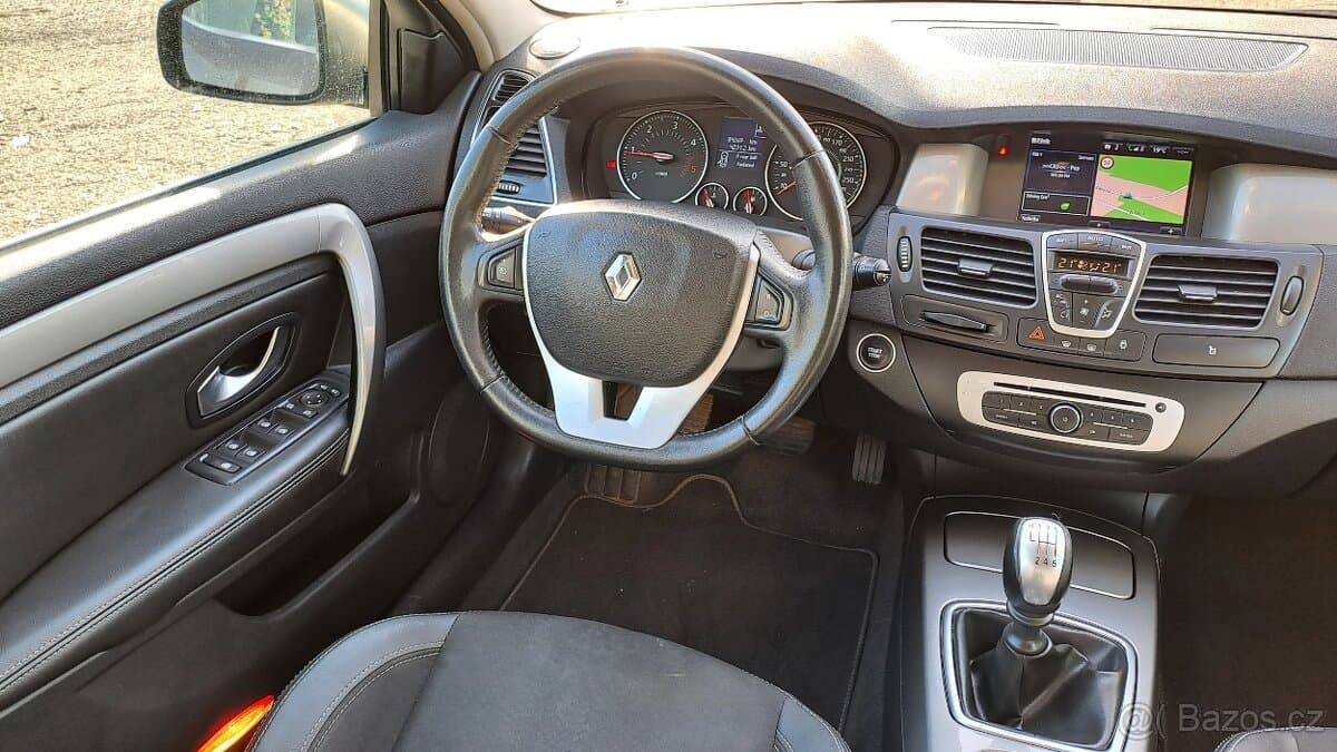 2013 Renault LAGUNA - 12