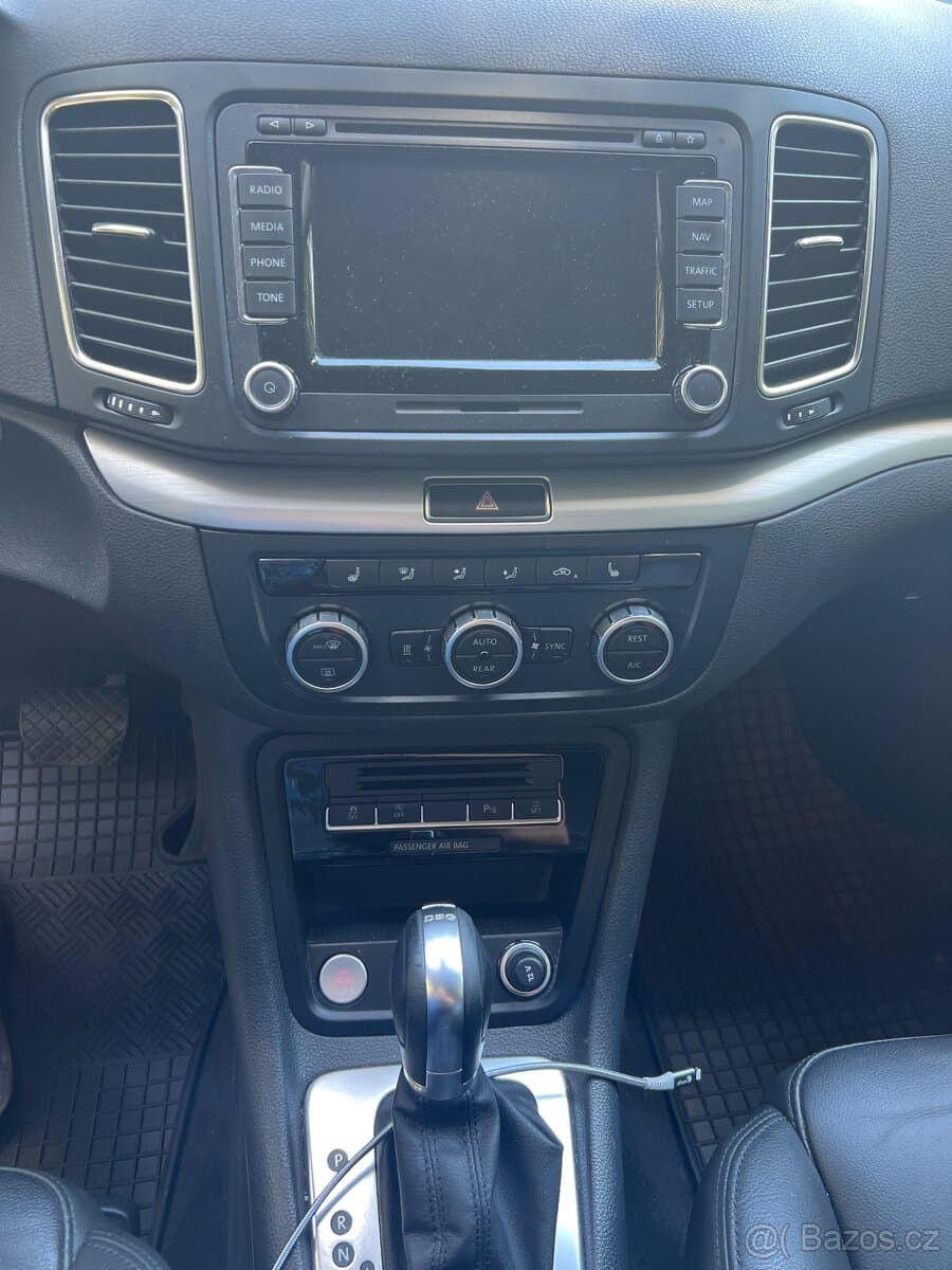 2015 Volkswagen SHARAN - 12