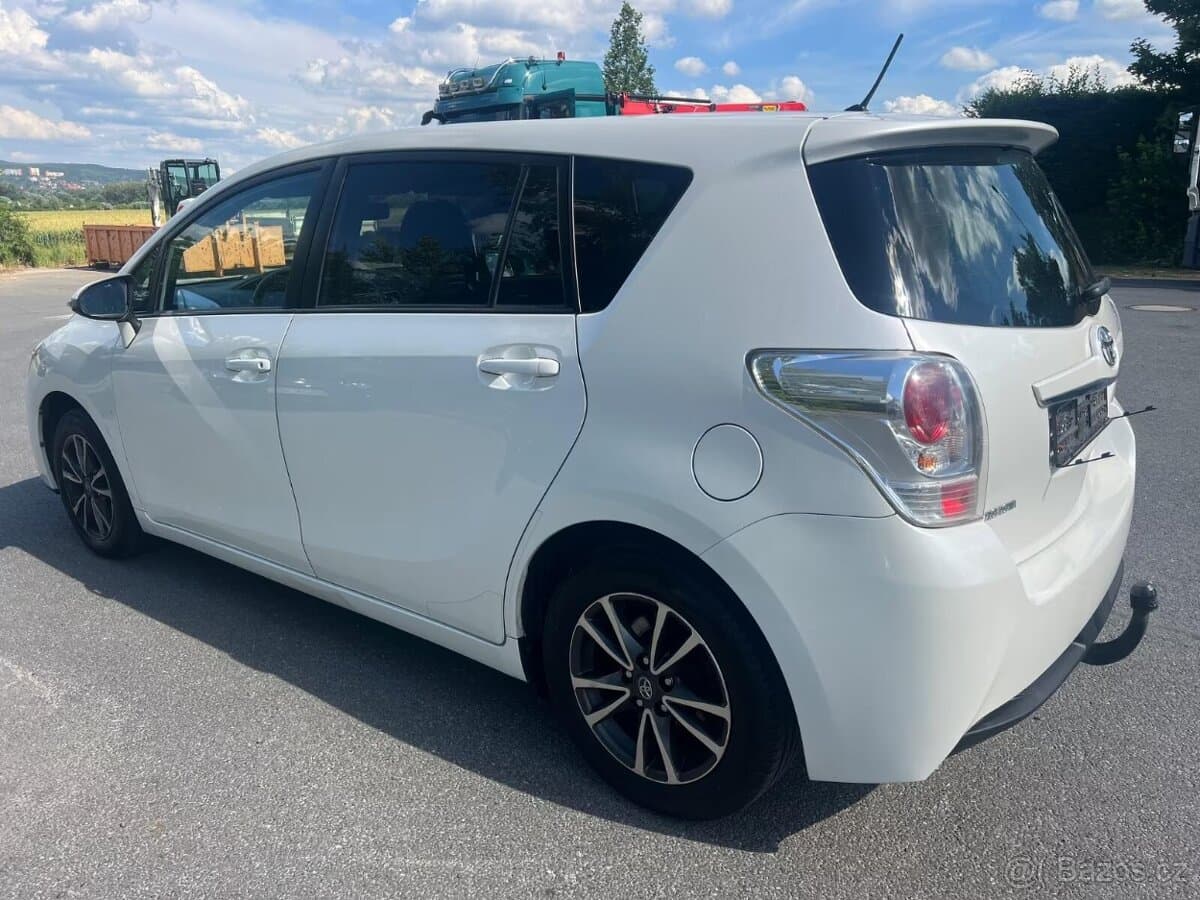 2014 Toyota VERSO - 12