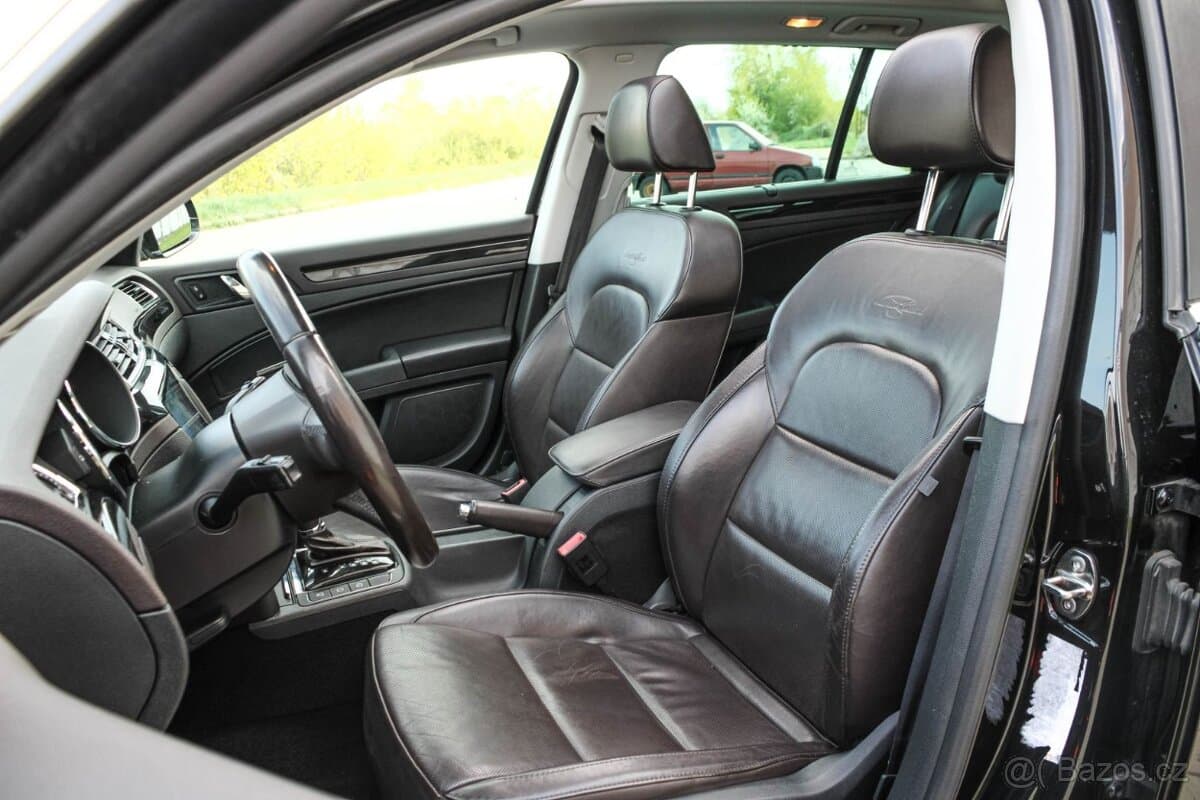 2014 Škoda SUPERB - 12