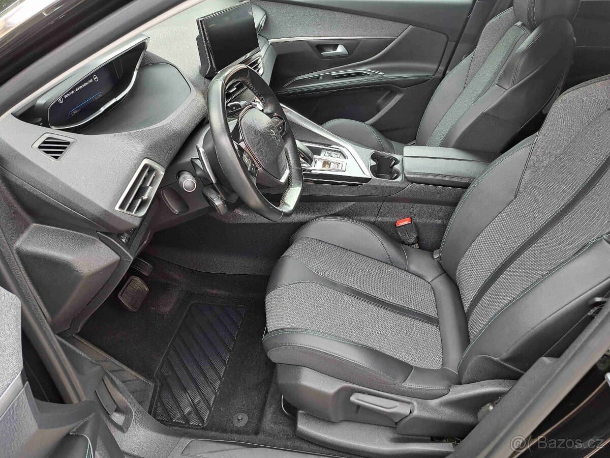 2023 Peugeot 5008 - 12