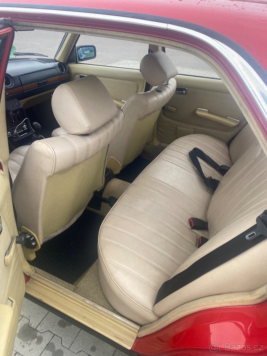 1984 Mercedes-Benz 190 - 12