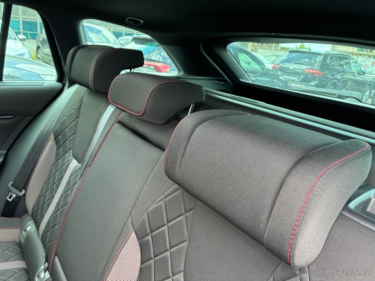 2023 Škoda OCTAVIA - 12