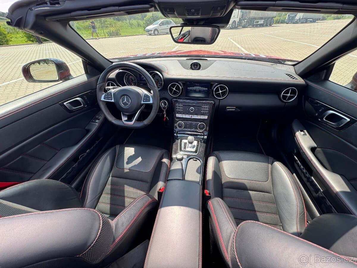 2016 Mercedes-Benz SL - 12