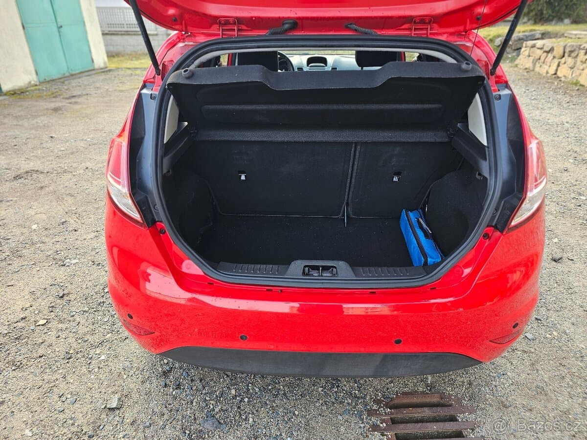 2017 Ford FIESTA - 12