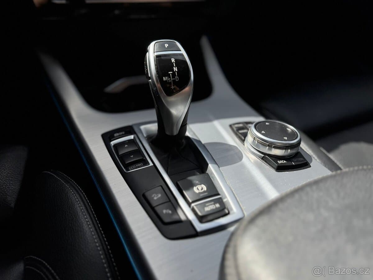 2016 BMW X4 - 12
