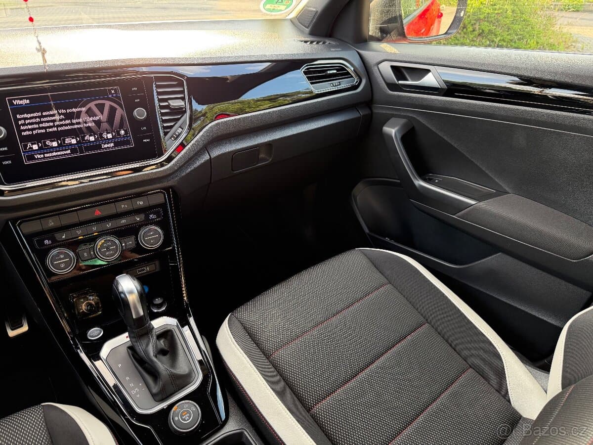 2019 Volkswagen T-ROC - 12
