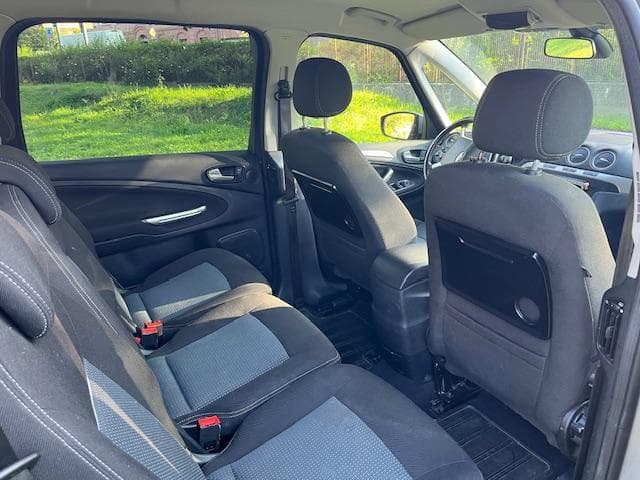 2011 Ford GALAXY - 12